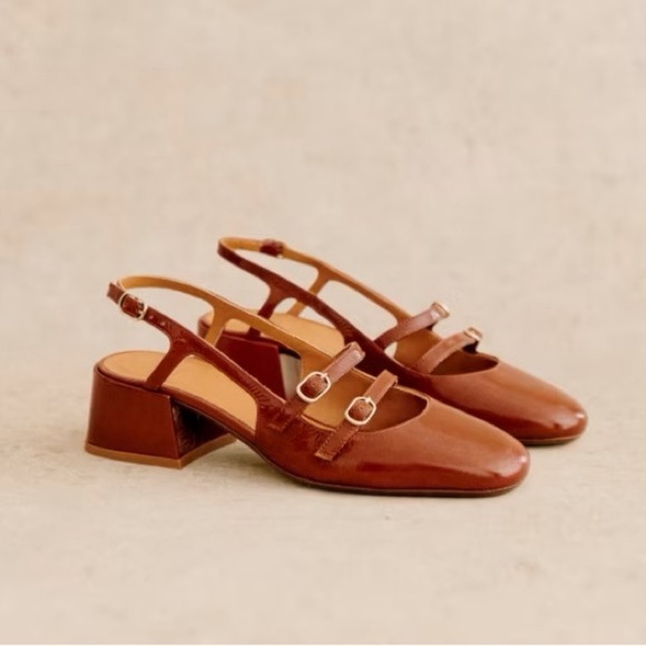Sezane Shoes - Sezane Paula Babies in Polished Camel Sz 38 (US 7)